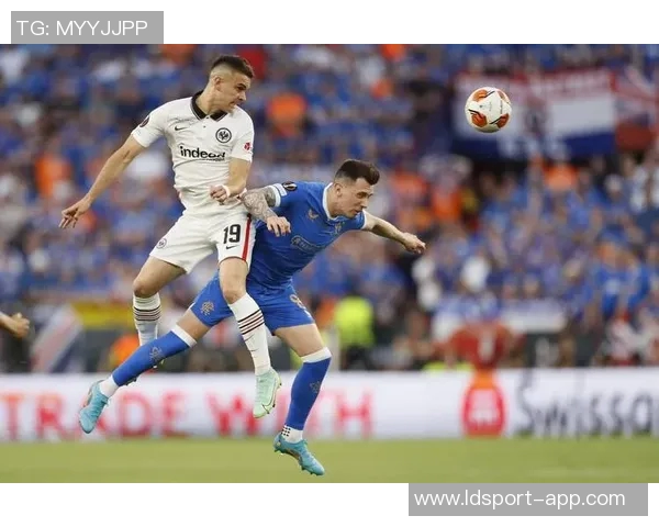 德甲分析：法兰克福客场逆袭圣保利主场争取宝贵积分