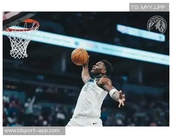 爱德华兹伤情评估将于明日进行预计一周后有望重返赛场 爱德华兹伤情评估将于明日进行预计一周后有望重返赛场