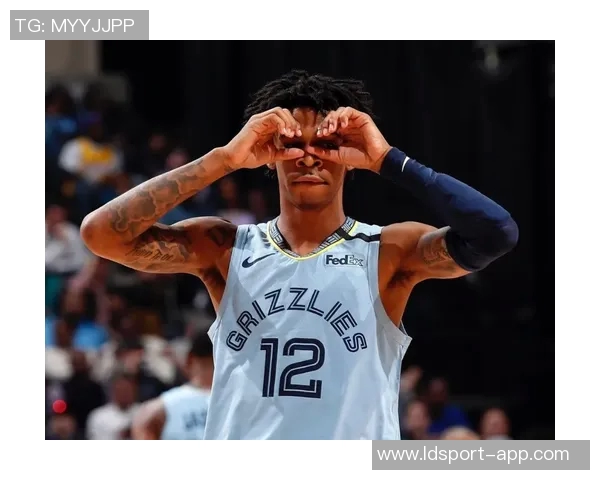 科沃德30分钟狂砍23分14板5助成NBA历史新秀第二人再创佳绩 科沃德30分钟狂砍23分14板5助成NBA历史新秀第二人再创佳绩