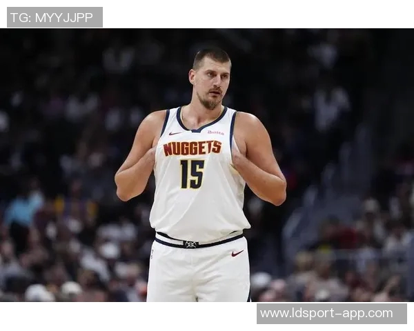 斯波称赞约基奇：他全方位掌控比赛赢得每一场较量的胜利