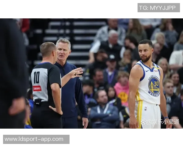库里谈勇士进攻哲学受巴萨TikiTaka启发科尔的独特指导让球队焕发新生