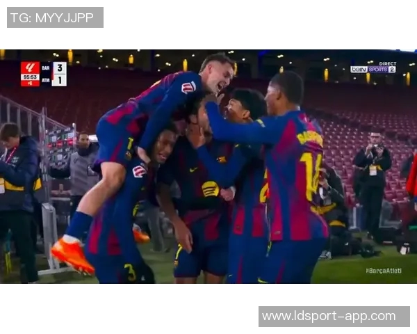 拉菲尼亚缺席巴萨训练状态成疑国家德比出战前景不明 拉菲尼亚缺席巴萨训练状态成疑国家德比出战前景不明